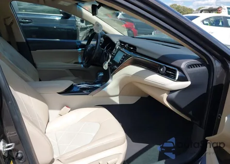 2018 Toyota Camry Xle из США, поврежденный, VIN 4T1B11HK5JU111571